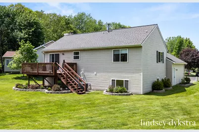 2206 Thistledowne Drive NE, Grand Rapids, MI 49505 - Photo 36