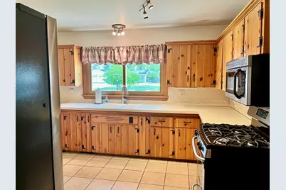 1892 Crestwood Lane, Muskegon, MI 49441 - Photo 6
