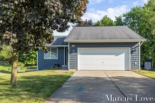 466 Madison Ct SE, Kentwood, MI 49548 - Photo 2