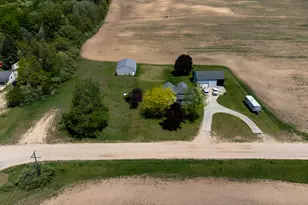 812 E Yale Rd, Rothbury, MI 49452 - Photo 22