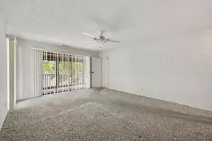 550 Cliffs Dr, Ypsilanti, MI 48198 - Photo 8