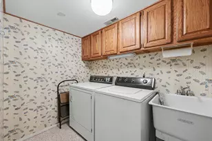 550 Cliffs Dr, Ypsilanti, MI 48198 - Photo 18