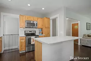216 Boltwood Dr NE, Grand Rapids, MI 49505 - Photo 14