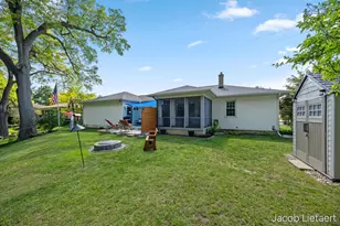 2658 Carlton Ave NE, Grand Rapids, MI 49505 - Photo 34
