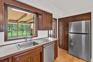 8001 Greenfield Shores Dr, Scotts, MI 49088 - Photo 8