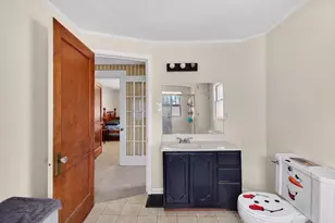 802 Oakridge Dr, Jackson, MI 49203 - Photo 36