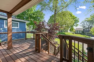 1008 Beachland Blvd, Waterford, MI 48328 - Photo 6