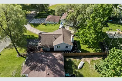 1008 Beachland Boulevard, Waterford, MI 48328 - Photo 32