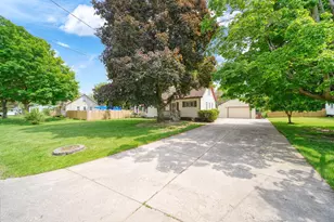 161 N State St, Michigan Center, MI 49254 - Photo 2