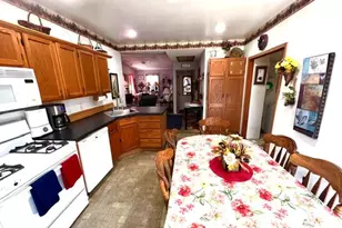 709 Oak Ave, Muskegon, MI 49442 - Photo 6