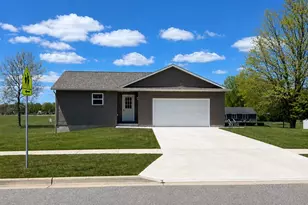 501 S Sullivan Ave, Fremont, MI 49412 - Photo 2