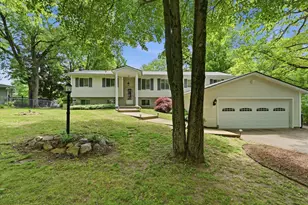 2639 Kathleen Dr, Brighton, MI 48114 - Photo 1