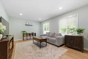 2639 Kathleen Dr, Brighton, MI 48114 - Photo 4
