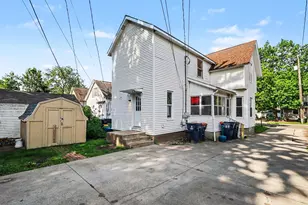 349 Maple Ave, Holland, MI 49423 - Photo 2