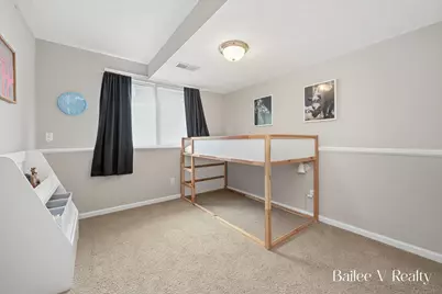 1660 Simmons Avenue NE, Grand Rapids, MI 49505 - Photo 24