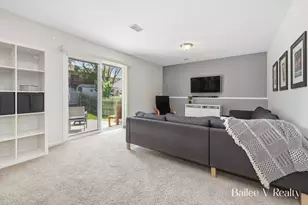 1660 Simmons Ave NE, Grand Rapids, MI 49505 - Photo 12