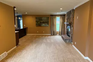 47679 Woodfield Cir, Mattawan, MI 49071 - Photo 8
