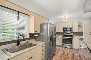1831 Diamond Ave NE, Grand Rapids, MI 49505 - Photo 12