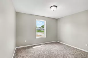 124 Jeremy St, Constantine, MI 49042 - Photo 16