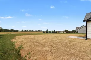124 Jeremy St, Constantine, MI 49042 - Photo 22