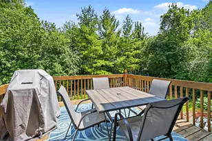 2561 Orchard View Dr NE, Grand Rapids, MI 49505 - Photo 30