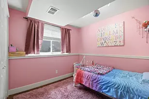 2561 Orchard View Dr NE, Grand Rapids, MI 49505 - Photo 24