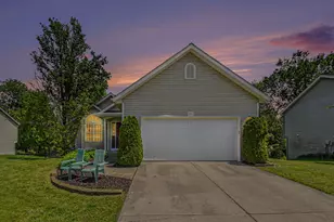 2561 Orchard View Dr NE, Grand Rapids, MI 49505 - Photo 1