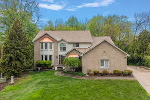 30521 Knighton Dr, Farmington, MI 48331 - Photo 6