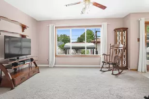 35046 Nancy St, Westland, MI 48186 - Photo 4