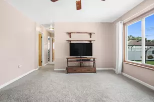35046 Nancy St, Westland, MI 48186 - Photo 12