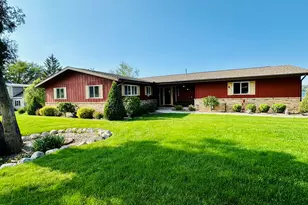 4554 Crescent Beach Rd, Onekama, MI 49675 - Photo 2