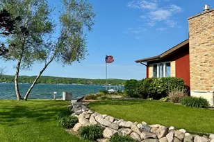4554 Crescent Beach Rd, Onekama, MI 49675 - Photo 2