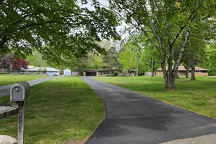 32619 Greenland Ct, Livonia, MI 48154 - Photo 22