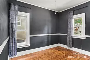 14 Ann St NW, Grand Rapids, MI 49505 - Photo 14