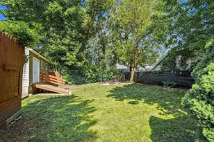 411 Curtis St NE, Grand Rapids, MI 49505 - Photo 6