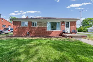 26912 W Davison, Bedford, MI 48239 - Photo 1
