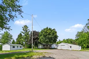 2795 S Bradley Rd, Charlotte, MI 48813 - Photo 20