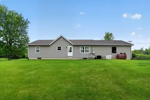 5569 S Corey Rd, Perry, MI 48872 - Photo 24