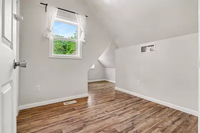 2315 Stevens Avenue, Kalamazoo, MI 49008 - Photo 14