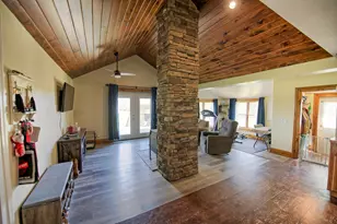 8250 Oneida Rd, Grand Ledge, MI 48837 - Photo 12