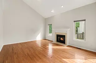 312 Redrock Ct, Ann Arbor, MI 48103 - Photo 6
