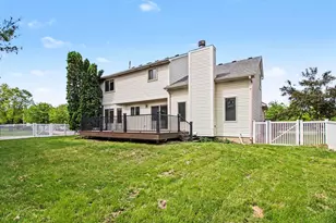 312 Redrock Ct, Ann Arbor, MI 48103 - Photo 28