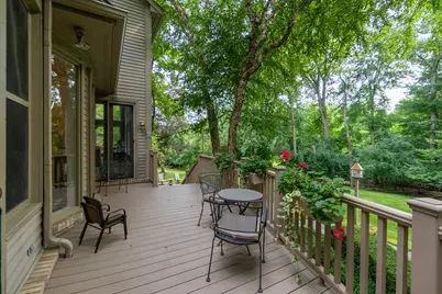 35700 Cross Creek N, Farmington Hills, MI 48331 - Photo 58