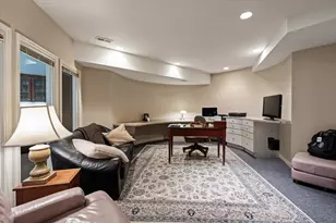 35700 Cross Creek N, Farmington Hills, MI 48331 - Photo 44