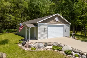 8789 Je-NE-Be Dr NE, Rockford, MI 49341 - Photo 10