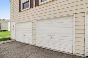 3124 Beechtree Ct, Lake Orion, MI 48360 - Photo 14