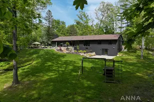7130 Oakbrook St SE, Grand Rapids, MI 49546 - Photo 2