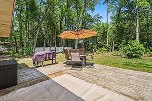 240 S Broton Rd, Muskegon, MI 49442 - Photo 20
