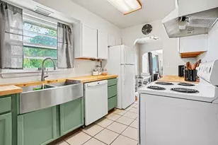 33150 Evelyn Ave, Paw Paw, MI 49079 - Photo 8