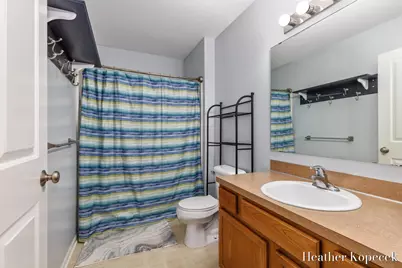 1663 Barnsley Court SE, Lowell, MI 49331 - Photo 16